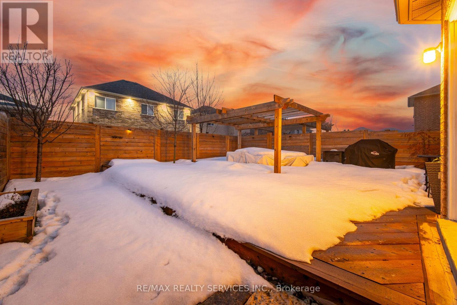 13 Emily Carr Crescent, Caledon, Ontario  L7E 2L1 - Photo 32 - W12857928