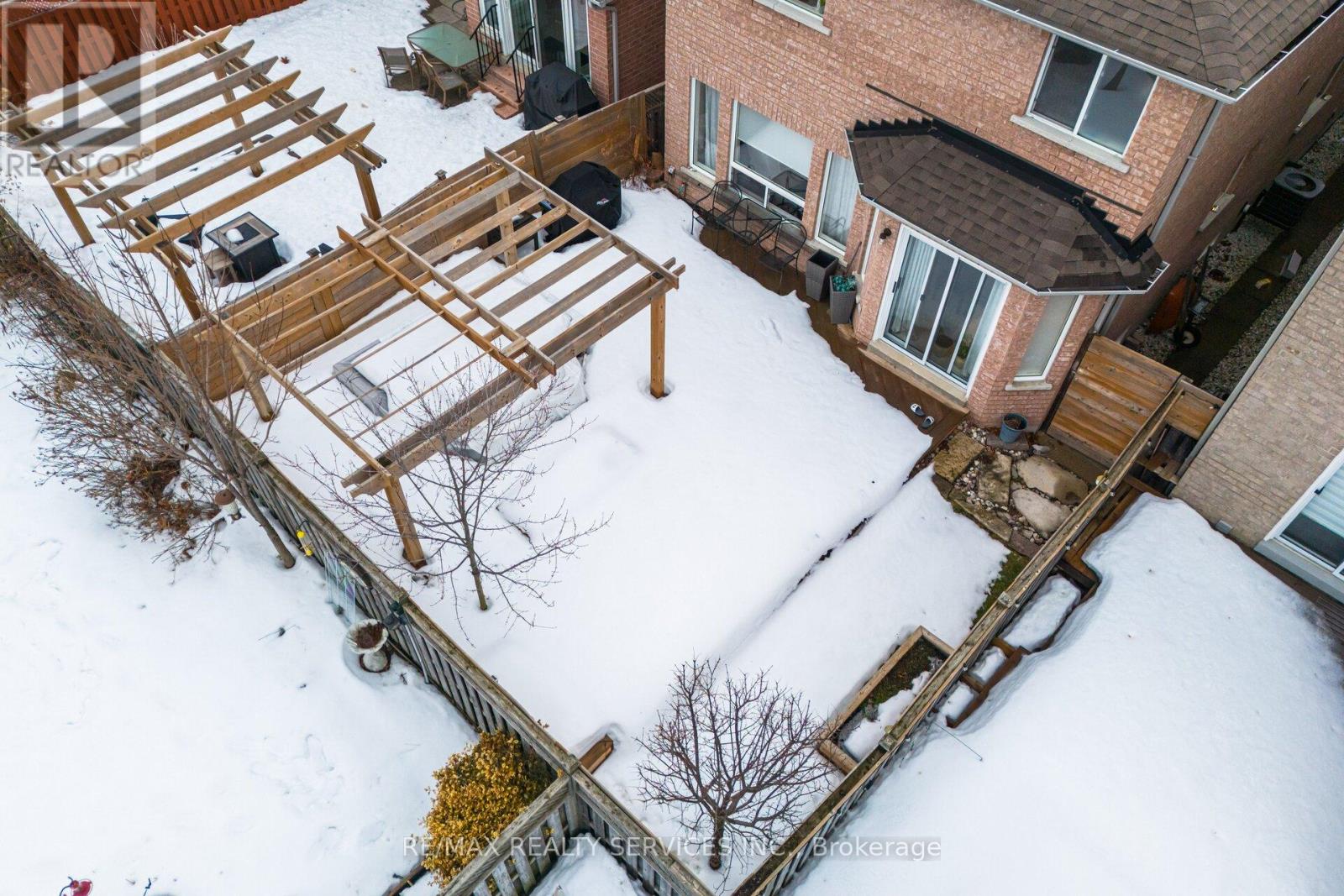 13 Emily Carr Crescent, Caledon, Ontario  L7E 2L1 - Photo 38 - W12857928