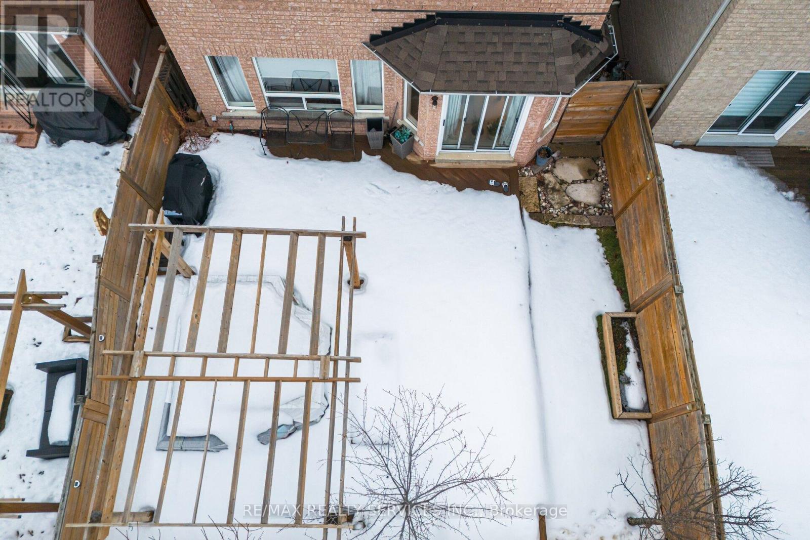 13 Emily Carr Crescent, Caledon, Ontario  L7E 2L1 - Photo 40 - W12857928