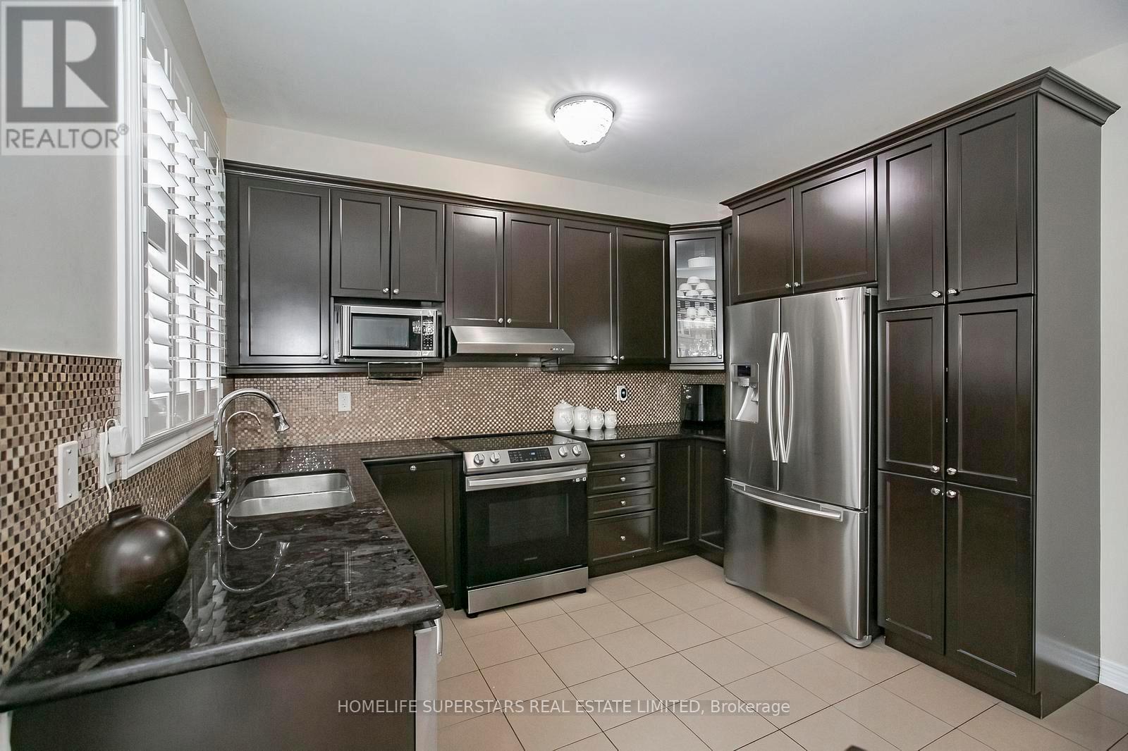 18 Ripple Street, Brampton, Ontario  L6R 3S5 - Photo 19 - W12857938