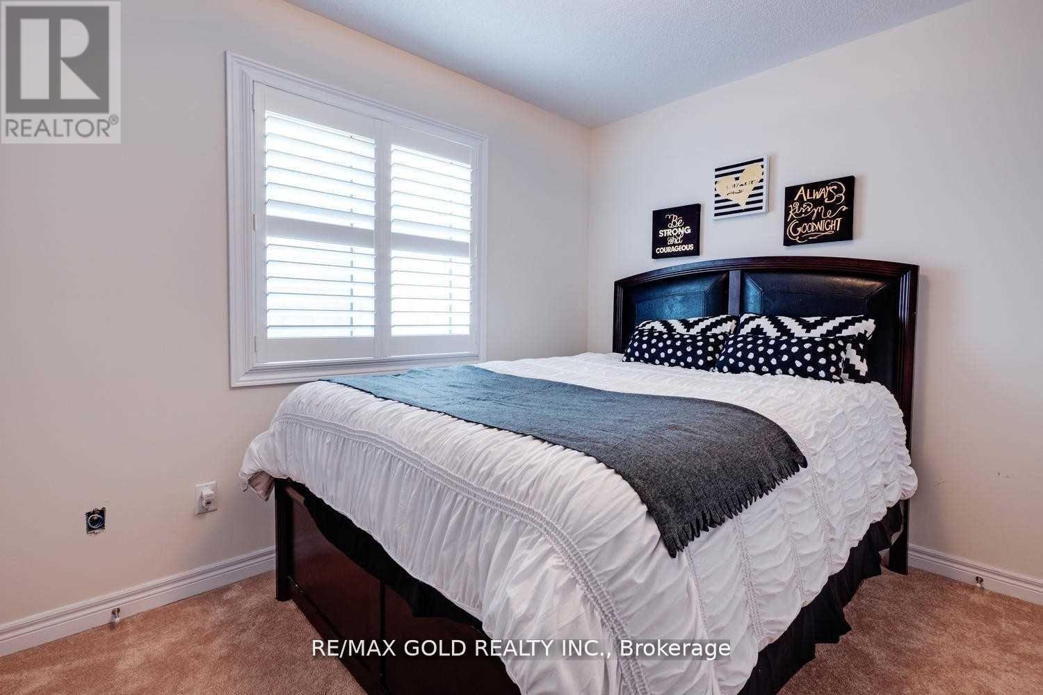 71 Lanark Circle E, Brampton, Ontario  L6X 5L3 - Photo 17 - W12857944