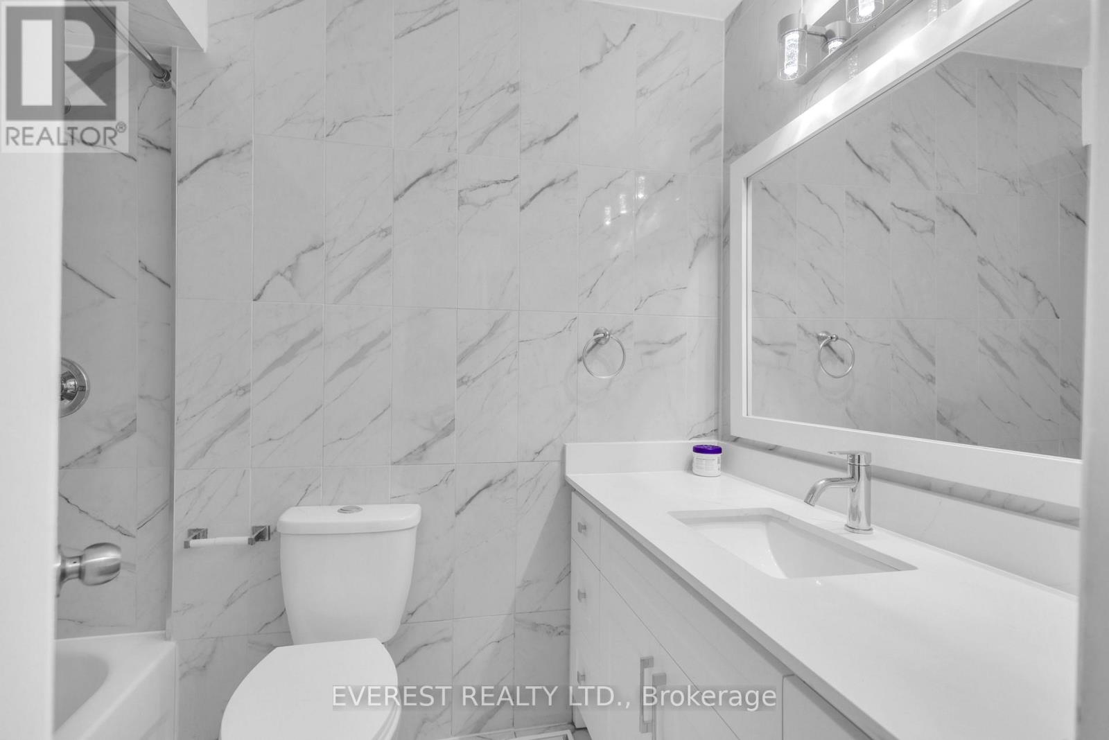 7790 Kittridge Drive, Mississauga, Ontario  L4T 3J6 - Photo 13 - W12857958