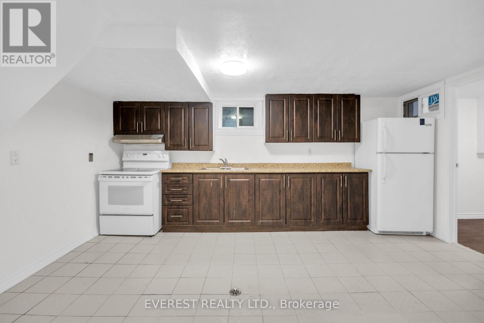 7790 Kittridge Drive, Mississauga, Ontario  L4T 3J6 - Photo 28 - W12857958