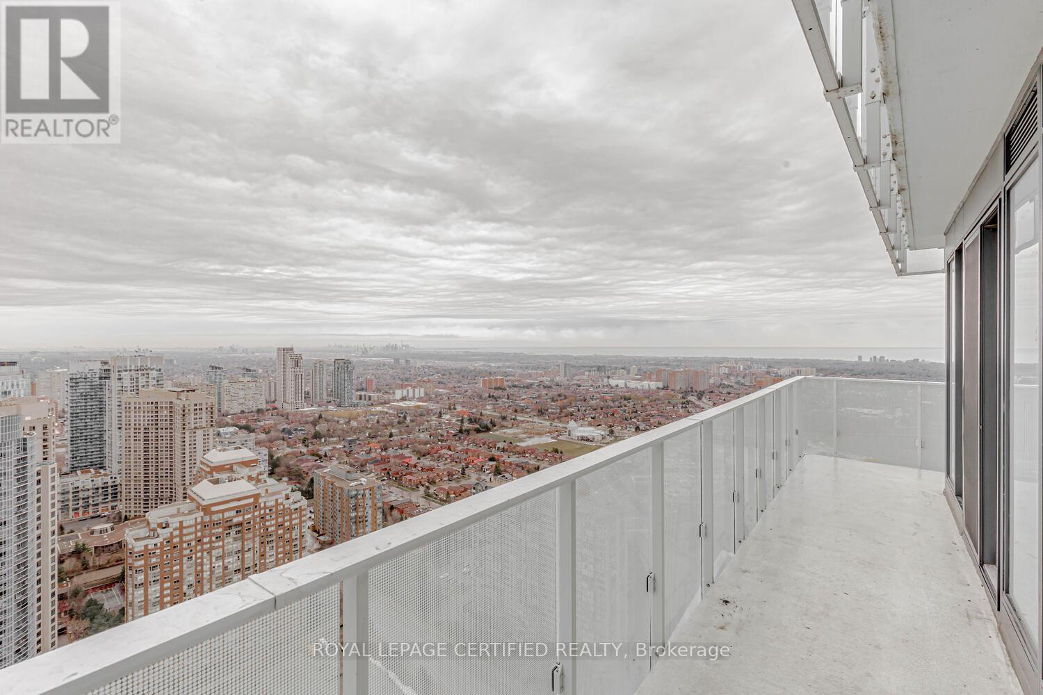 4003 - 3900 Confederation Parkway, Mississauga, Ontario  L5B 0M3 - Photo 30 - W12857964