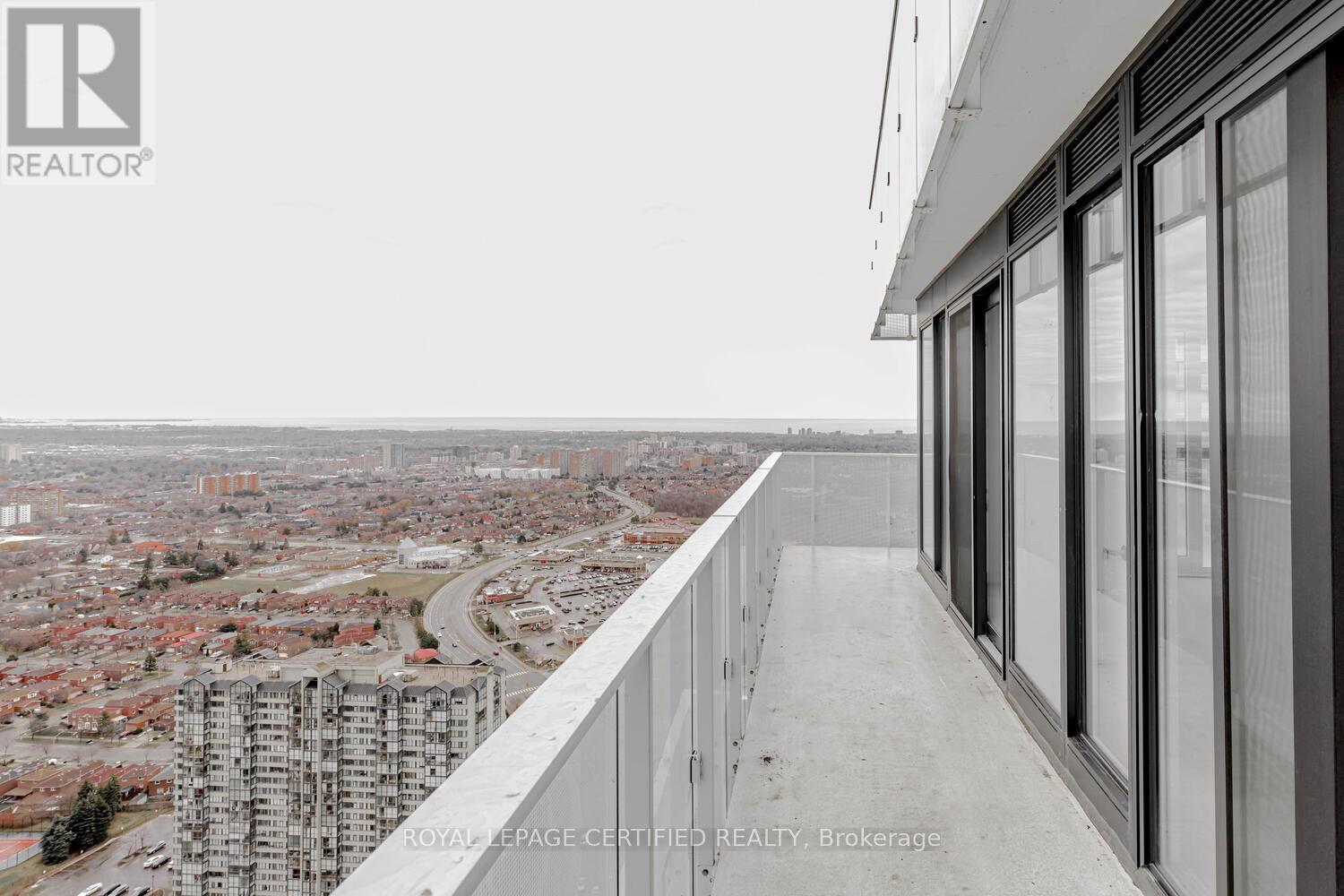 4003 - 3900 Confederation Parkway, Mississauga, Ontario  L5B 0M3 - Photo 31 - W12857964