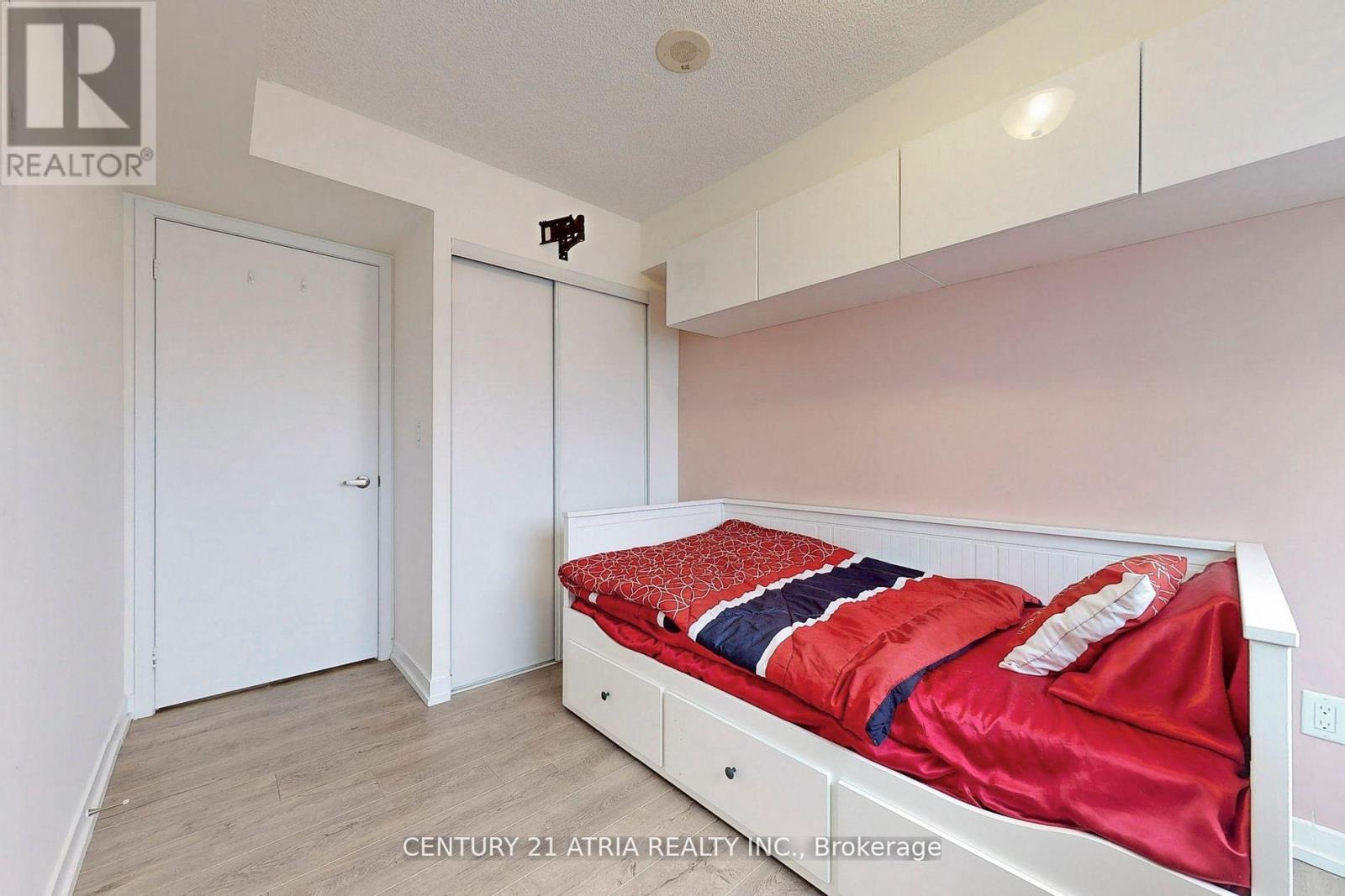 1210 - 1420 Dupont Street, Toronto, Ontario  M6H 0C2 - Photo 18 - W12857966