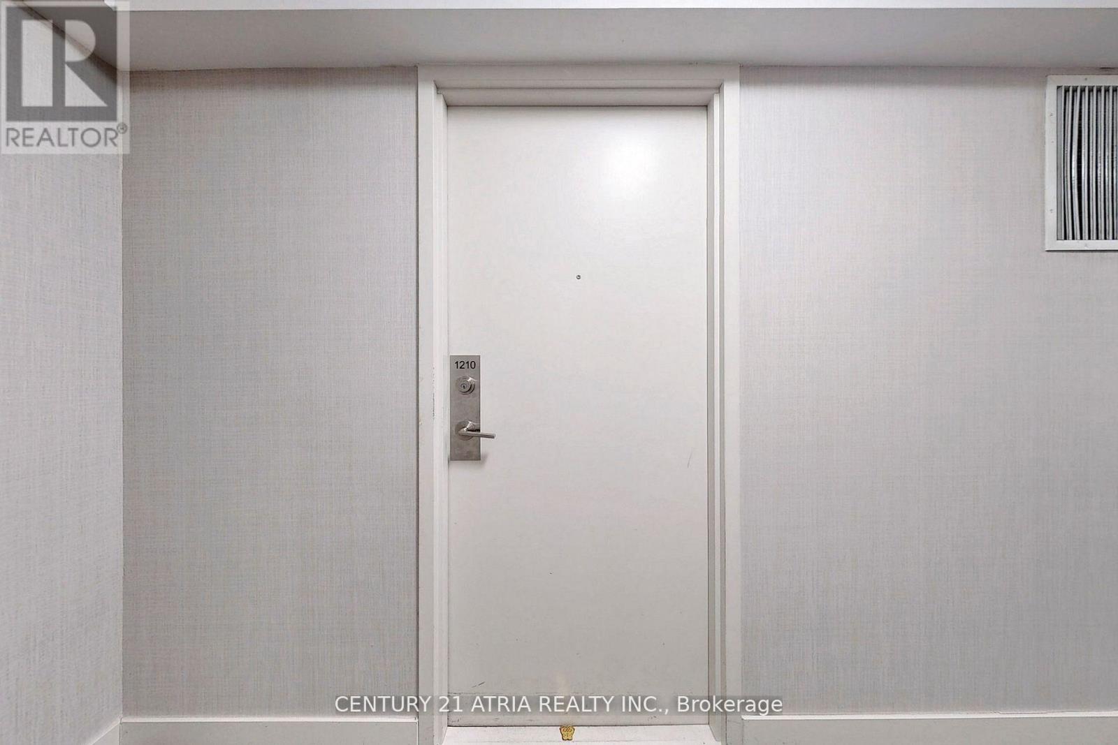 1210 - 1420 Dupont Street, Toronto, Ontario  M6H 0C2 - Photo 5 - W12857966