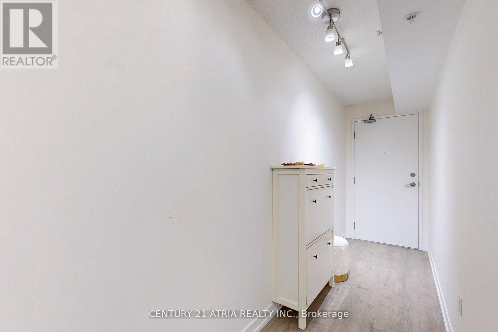 1210 - 1420 Dupont Street, Toronto, Ontario  M6H 0C2 - Photo 6 - W12857966