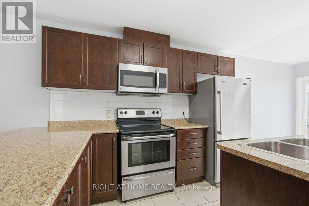 833 Leslie Street, Cobourg, Ontario  K9A 0H3 - Photo 11 - X12857936