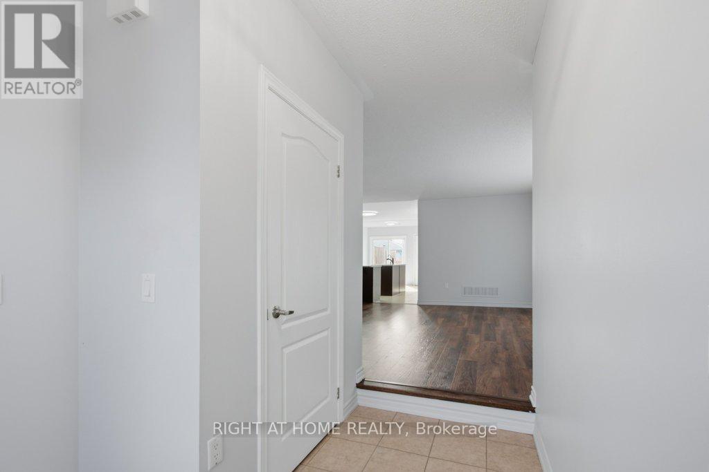 833 Leslie Street, Cobourg, Ontario  K9A 0H3 - Photo 4 - X12857936