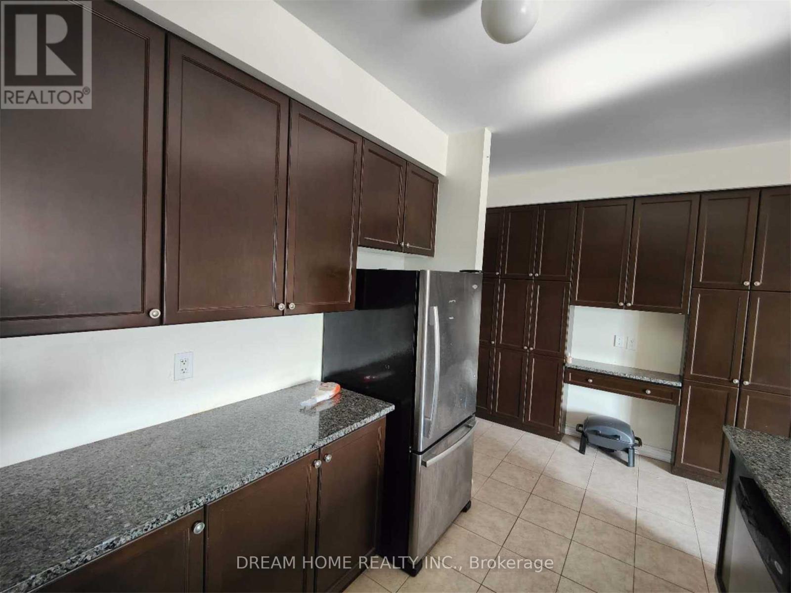 10587 Woodbine Avenue, Markham, Ontario  L0H 1G0 - Photo 5 - N12828258