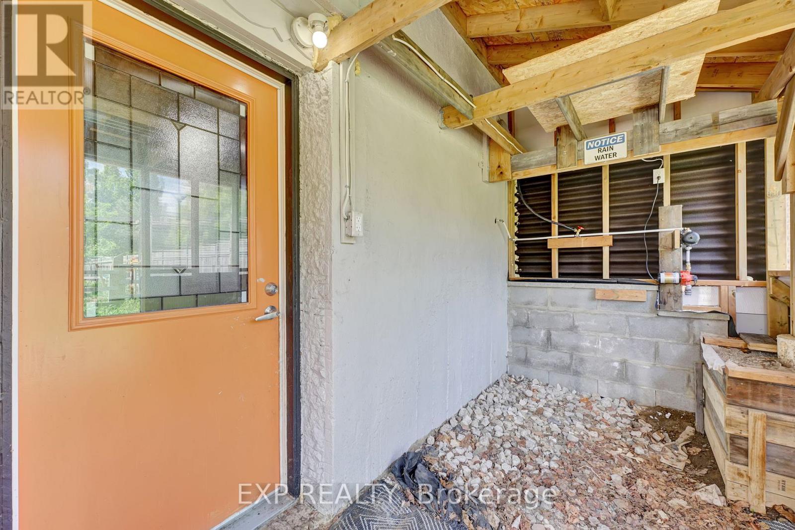 82 Kehl Street, Kitchener, Ontario  N2M 3T9 - Photo 24 - X12772304