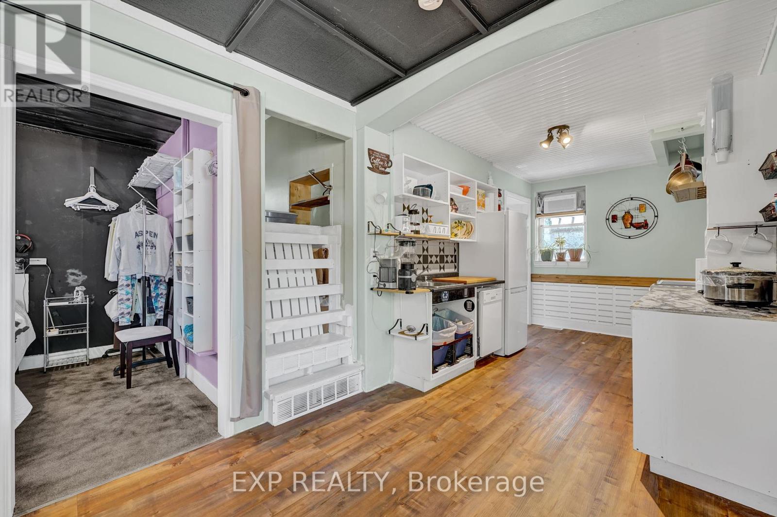 82 Kehl Street, Kitchener, Ontario  N2M 3T9 - Photo 10 - X12772304