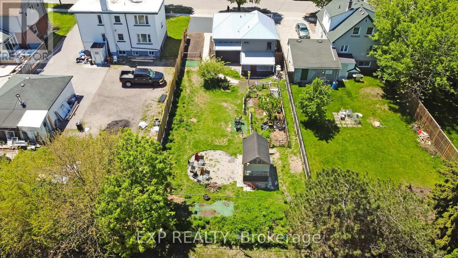 82 Kehl Street, Kitchener, Ontario  N2M 3T9 - Photo 35 - X12772304