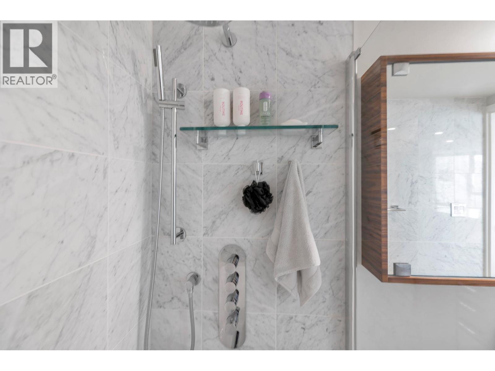 2007 918 Cooperage Way, Vancouver, British Columbia  V6B 0A7 - Photo 10 - R3097217