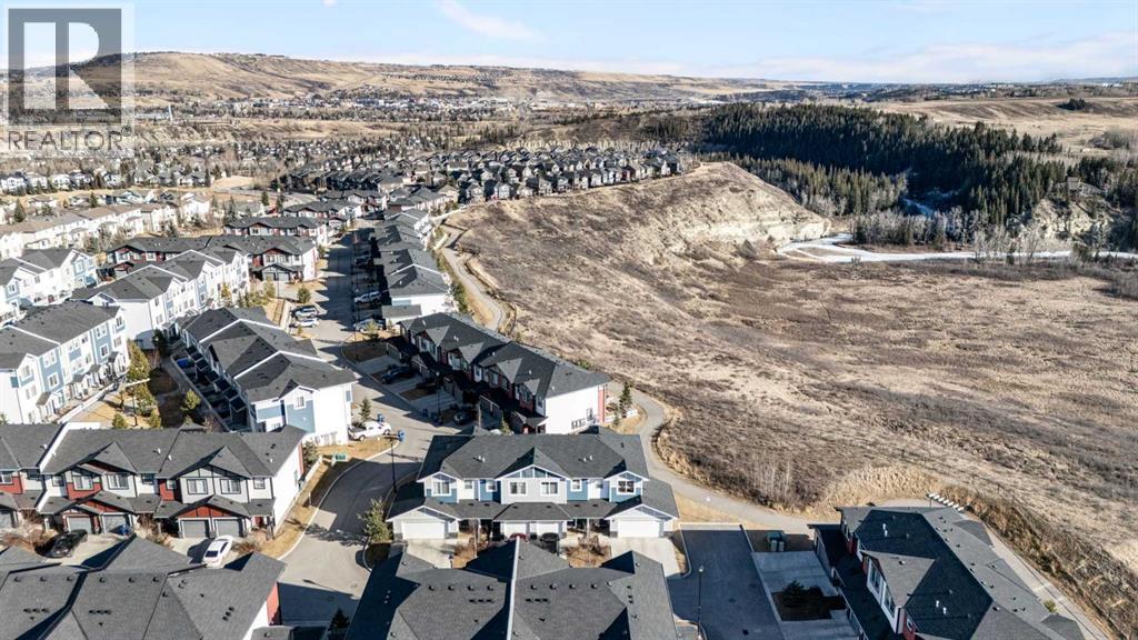 1403 Jumping Pound Common, Cochrane, Alberta  T4C 2L1 - Photo 33 - A2285401