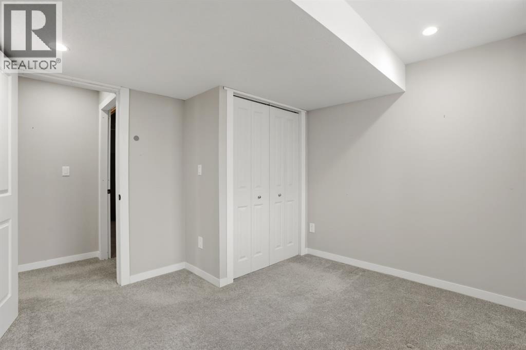 595 Panamount Boulevard Nw, Calgary, Alberta  T3H 0H5 - Photo 37 - A2290116