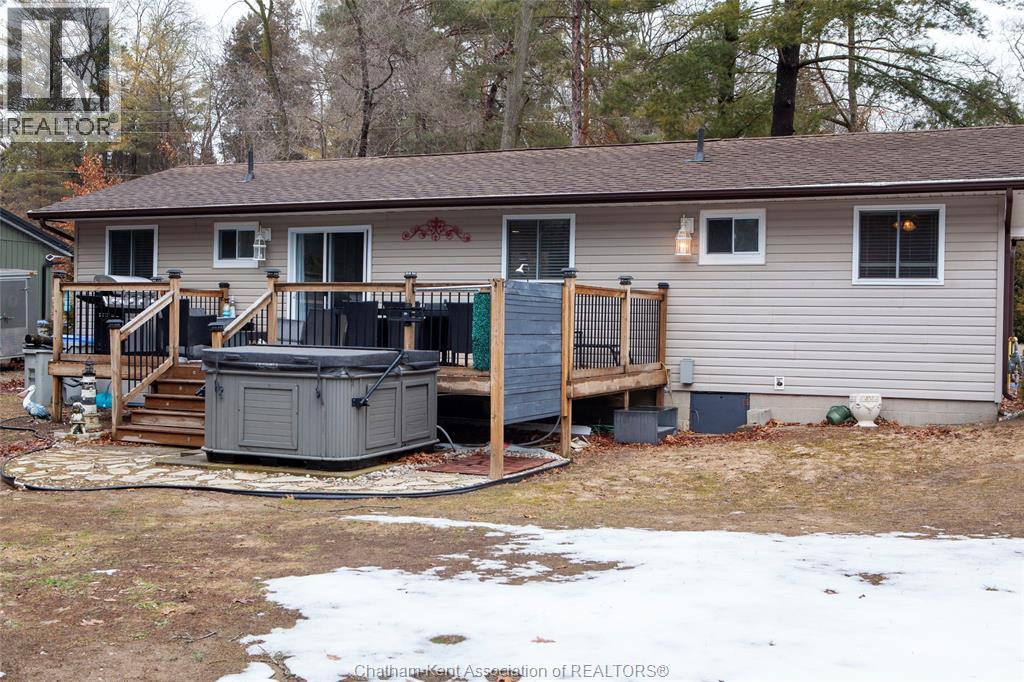 Photo 21 of 31 for 7675 Riverside Drive