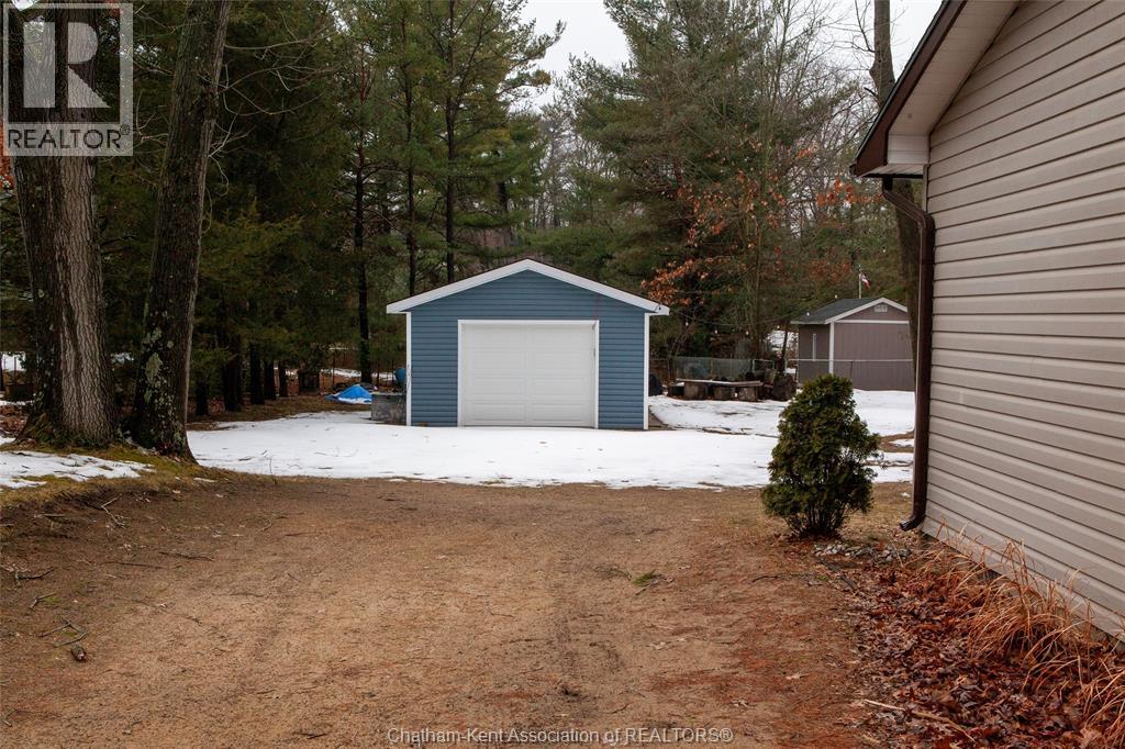 Photo 24 of 31 for 7675 Riverside Drive