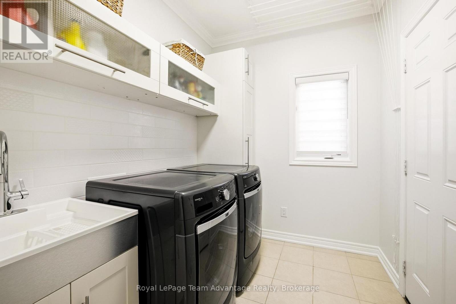 24 Billy Court, Caledon, Ontario  L7C 3X3 - Photo 37 - W12828562