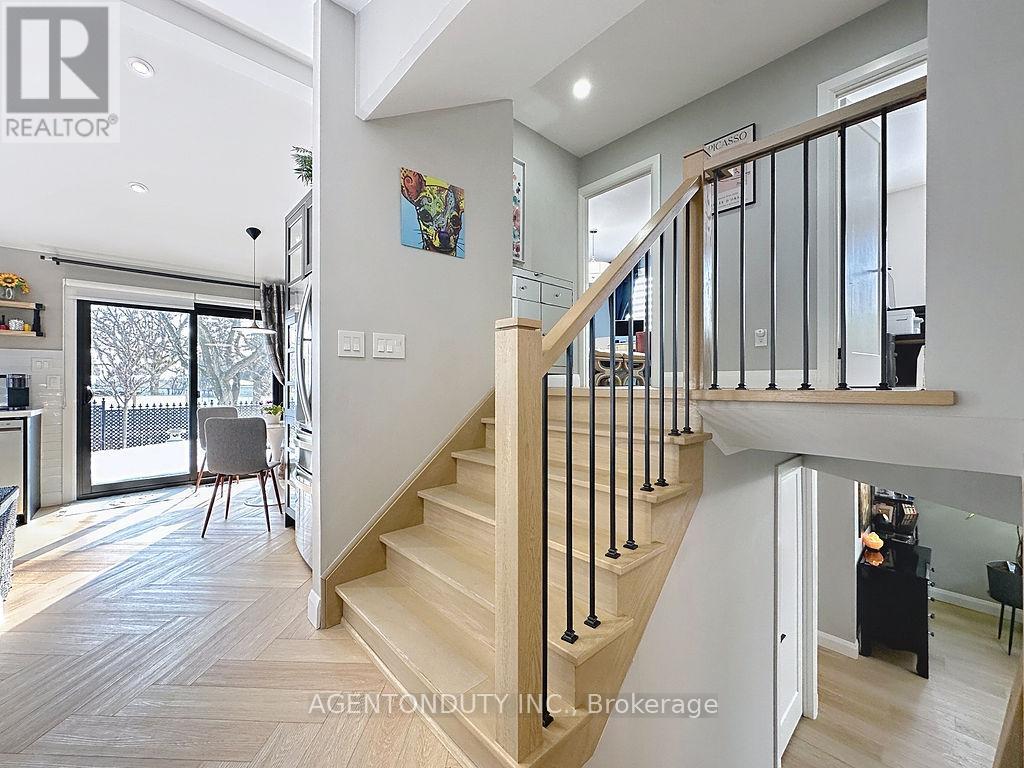 475 Karen Park Crescent, Mississauga (Mississauga Valleys), Ontario  L5A 3E1 - Photo 22 - W12804040