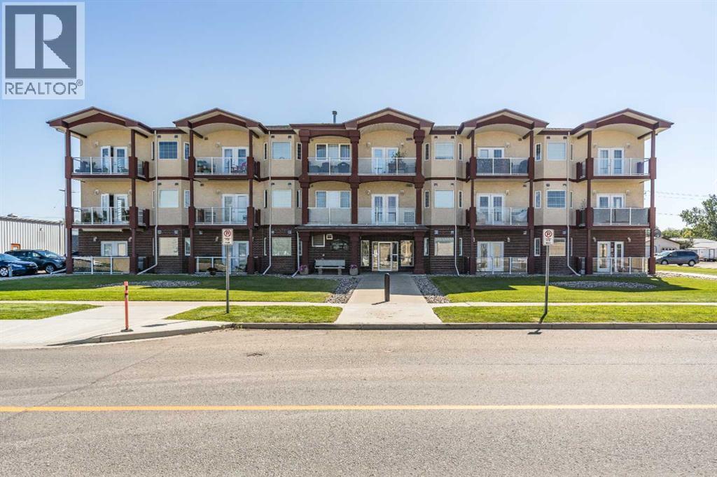209, 105 Main Street S, Redcliff, Alberta T0J 2P0 - Photo 1 - A2276156