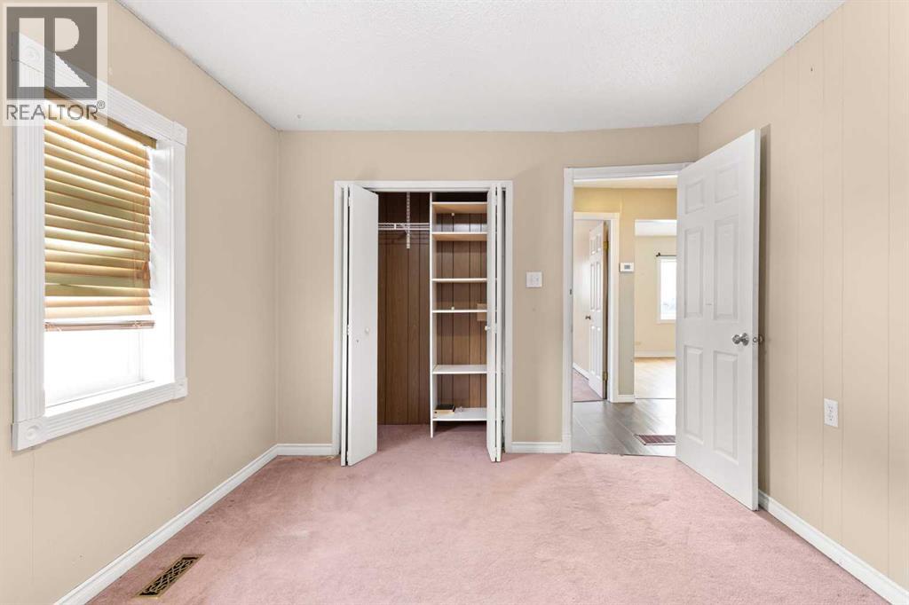 118 2 Street Se, Redcliff, Alberta  T0J 2P0 - Photo 15 - A2290441