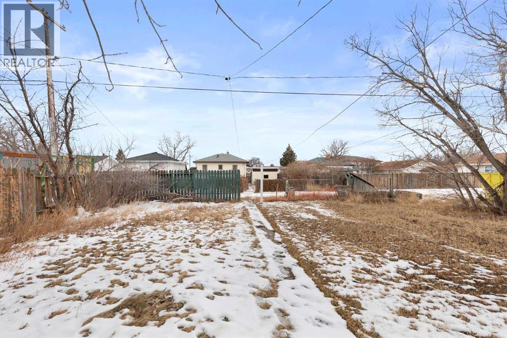 118 2 Street Se, Redcliff, Alberta  T0J 2P0 - Photo 21 - A2290441