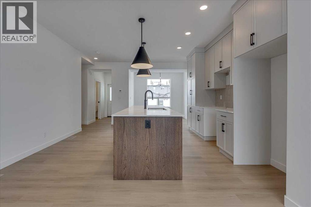 32 Inglis Crescent, Sylvan Lake, Alberta  T4S 0V3 - Photo 9 - A2289569