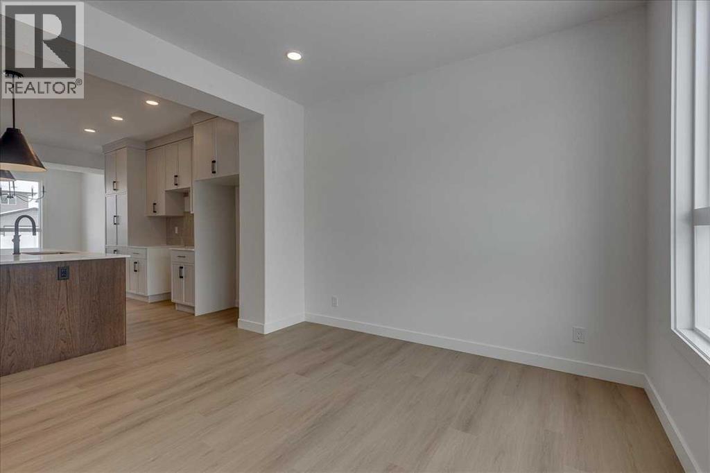 32 Inglis Crescent, Sylvan Lake, Alberta  T4S 0V3 - Photo 8 - A2289569