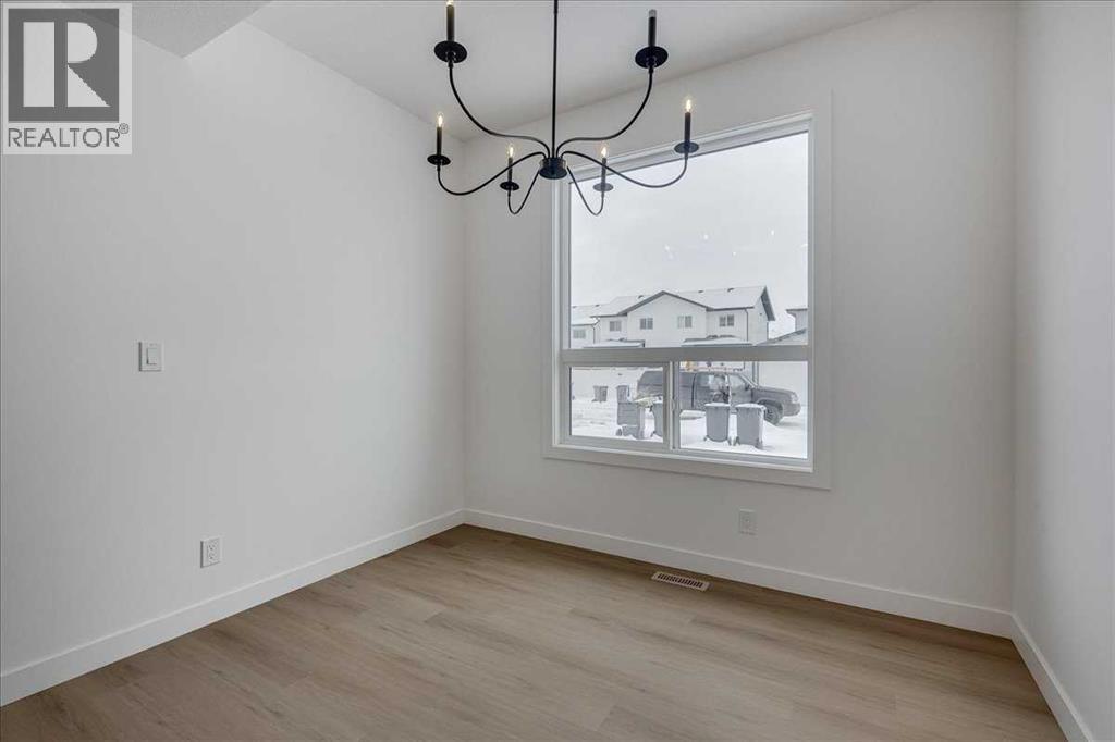 32 Inglis Crescent, Sylvan Lake, Alberta  T4S 0V3 - Photo 13 - A2289569