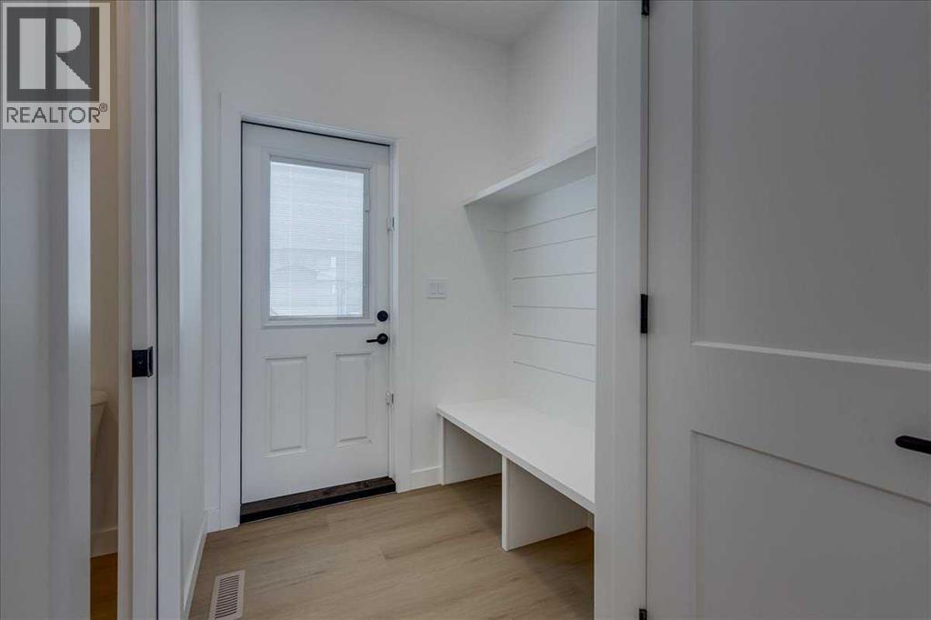 32 Inglis Crescent, Sylvan Lake, Alberta  T4S 0V3 - Photo 16 - A2289569