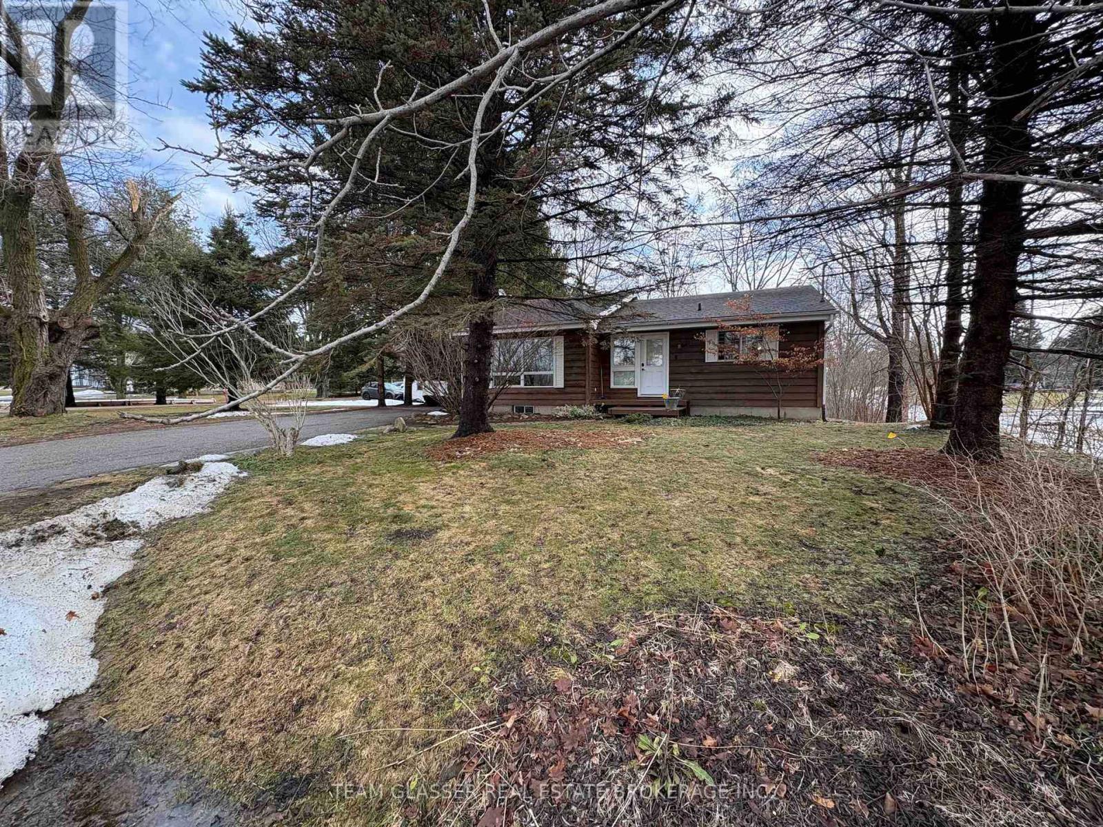 214 NORTH STREET, Thames Centre, Ontario