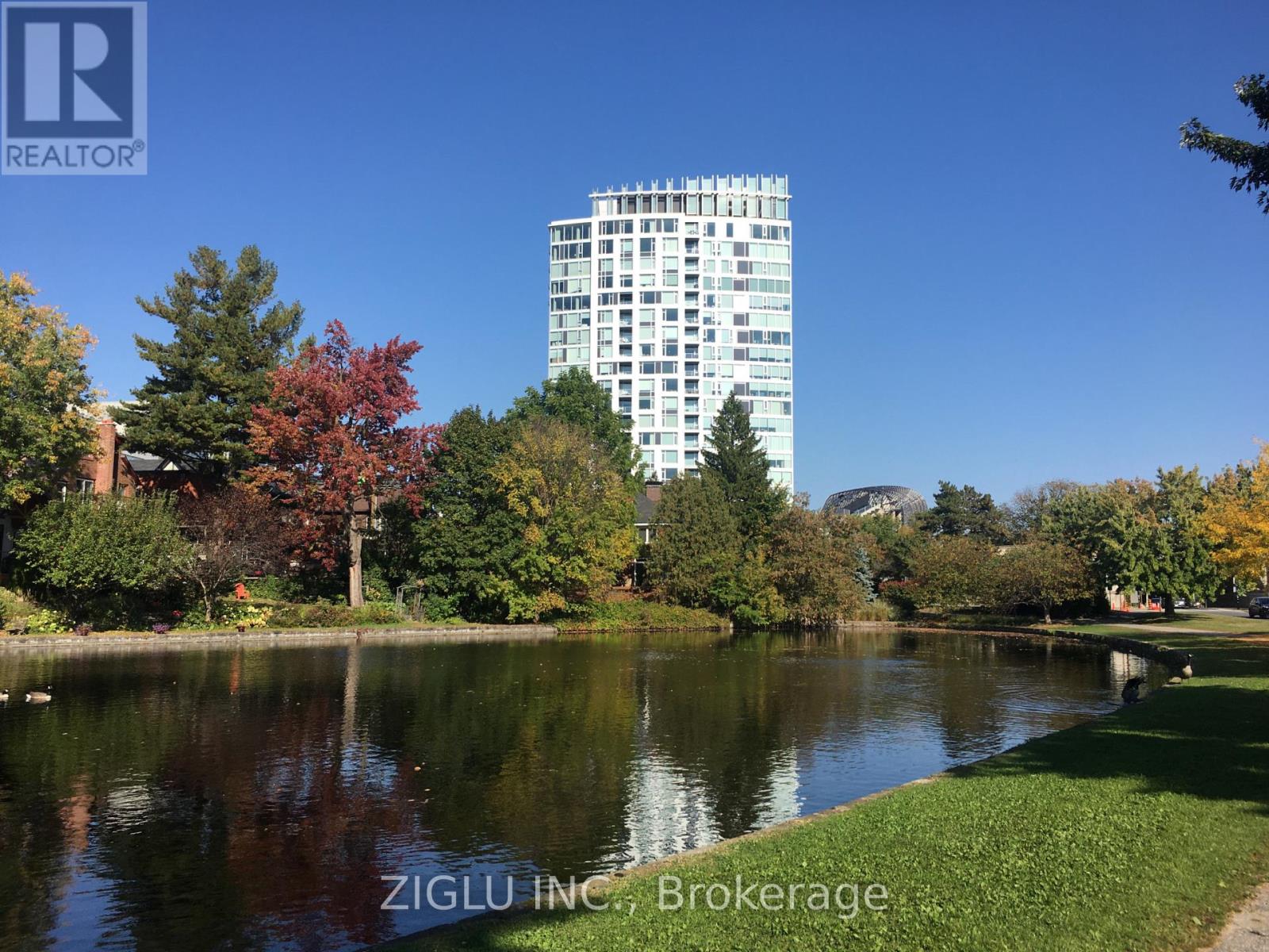 1005 - 1035 Bank Street, Ottawa, Ontario  K1S 5K3 - Photo 2 - X12858082