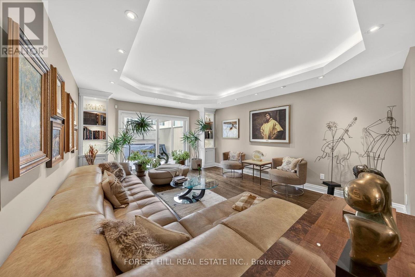 252 Spadina Road, Toronto (Casa Loma), Ontario  M5R 2V1 - Photo 15 - C12835154