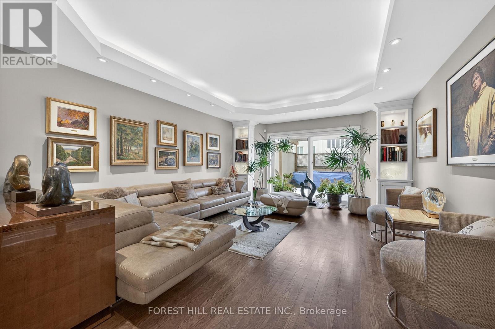 252 Spadina Road, Toronto (Casa Loma), Ontario  M5R 2V1 - Photo 21 - C12835154