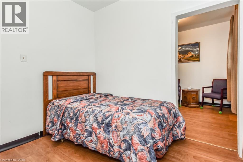 20 Elliott Street, Cambridge, Ontario  N1R 2J2 - Photo 33 - 40807254