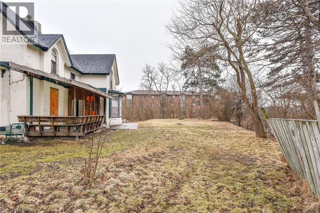 20 Elliott Street, Cambridge, Ontario  N1R 2J2 - Photo 7 - 40807254