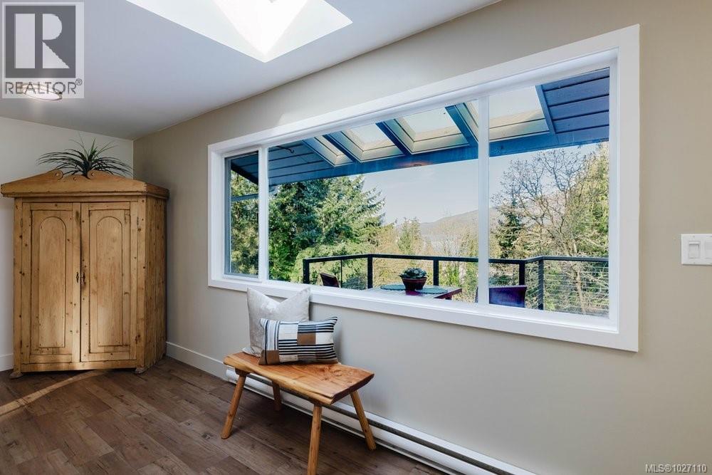 10851 Deep Cove Rd, North Saanich, British Columbia  V8L 5M5 - Photo 12 - 1027110