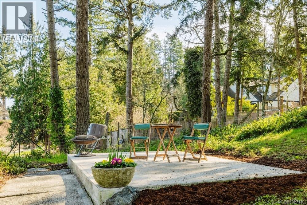 10851 Deep Cove Rd, North Saanich, British Columbia  V8L 5M5 - Photo 39 - 1027110