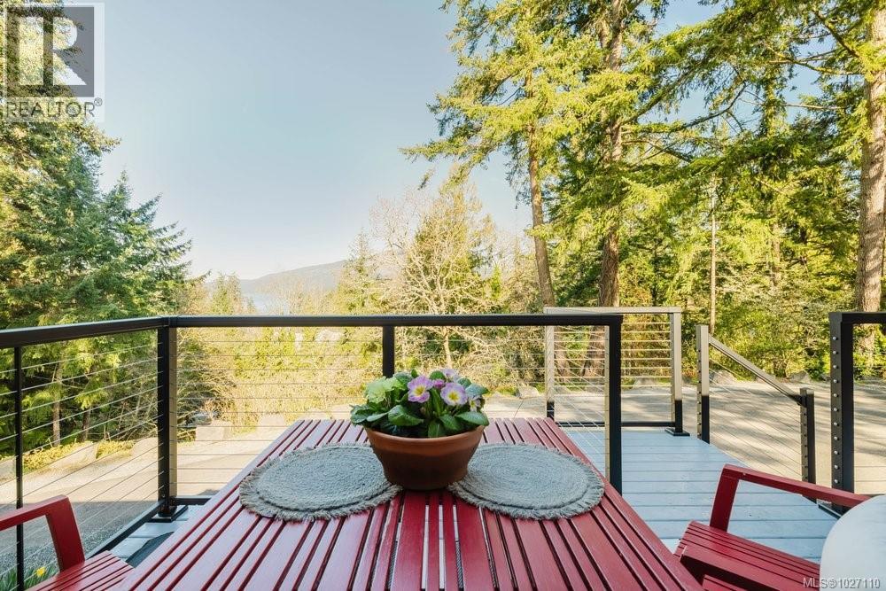 10851 Deep Cove Rd, North Saanich, British Columbia  V8L 5M5 - Photo 36 - 1027110