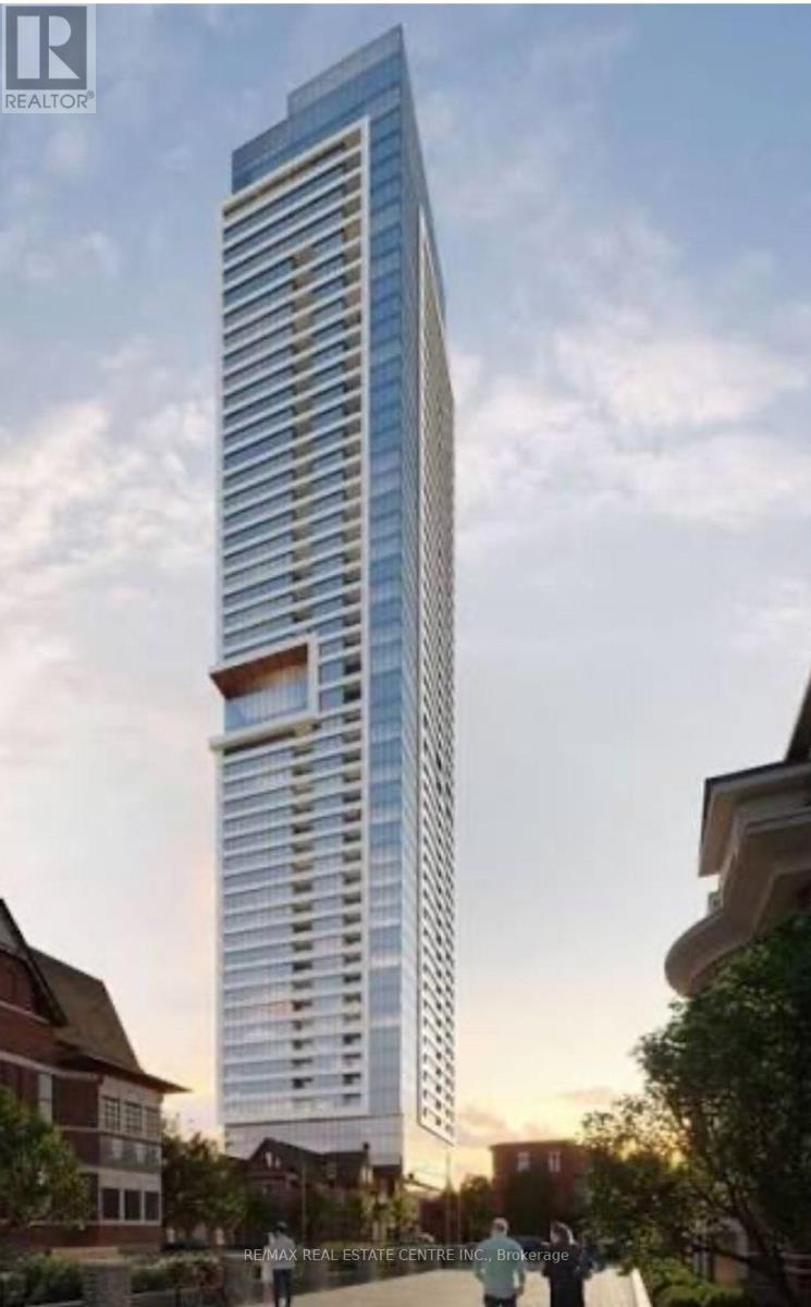 <div class="slider-price">$630,000</div><p>603 Sherbourne Street East Street, Toronto, Ontario</p>