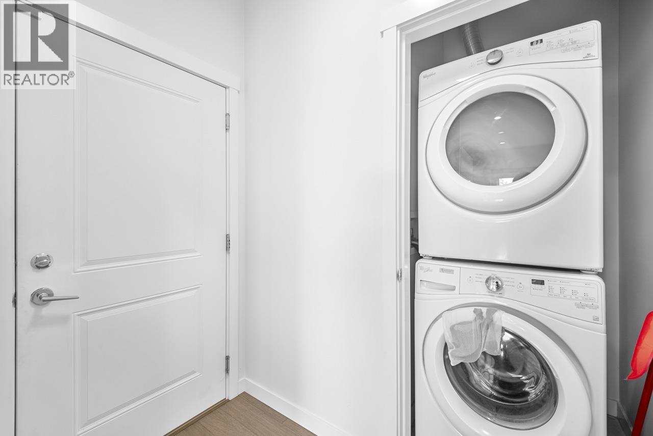 Listing Picture 37 of 37 : 108 10388 NO. 2 ROAD, Richmond / 烈治文 - 魯藝地產 Yvonne Lu Group - MLS Medallion Club Member