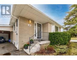 107 CHERRYWOOD DRIVE, Newmarket, Ontario