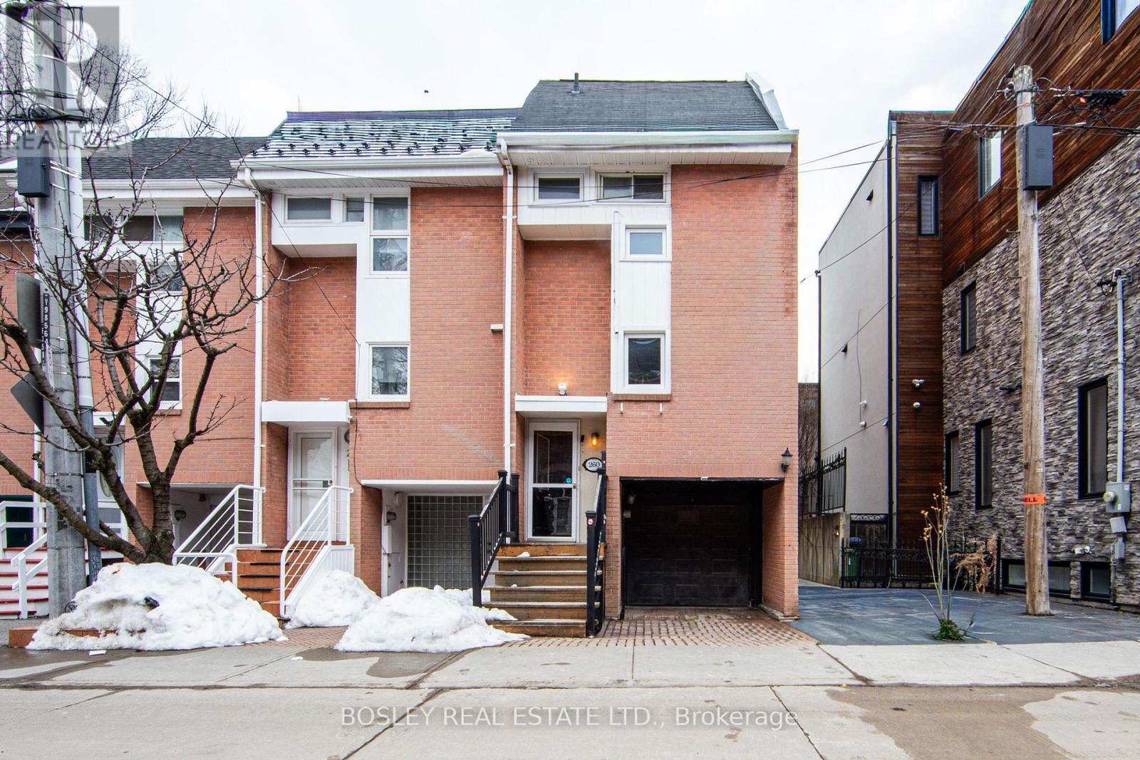 260 MILAN STREET, Toronto, Ontario