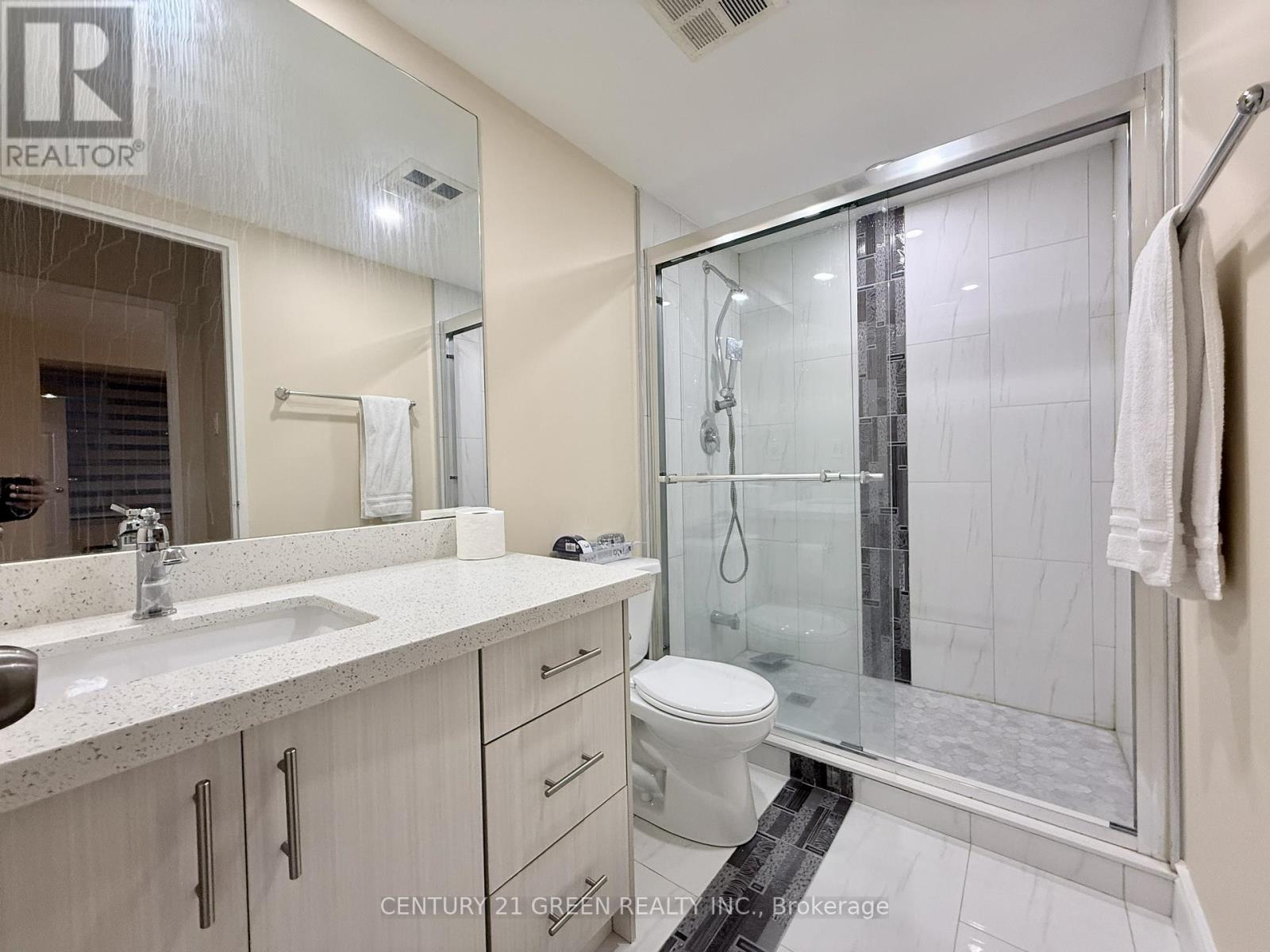 212 - 250 Webb Drive, Mississauga, Ontario  L5B 3Z4 - Photo 15 - W12858056