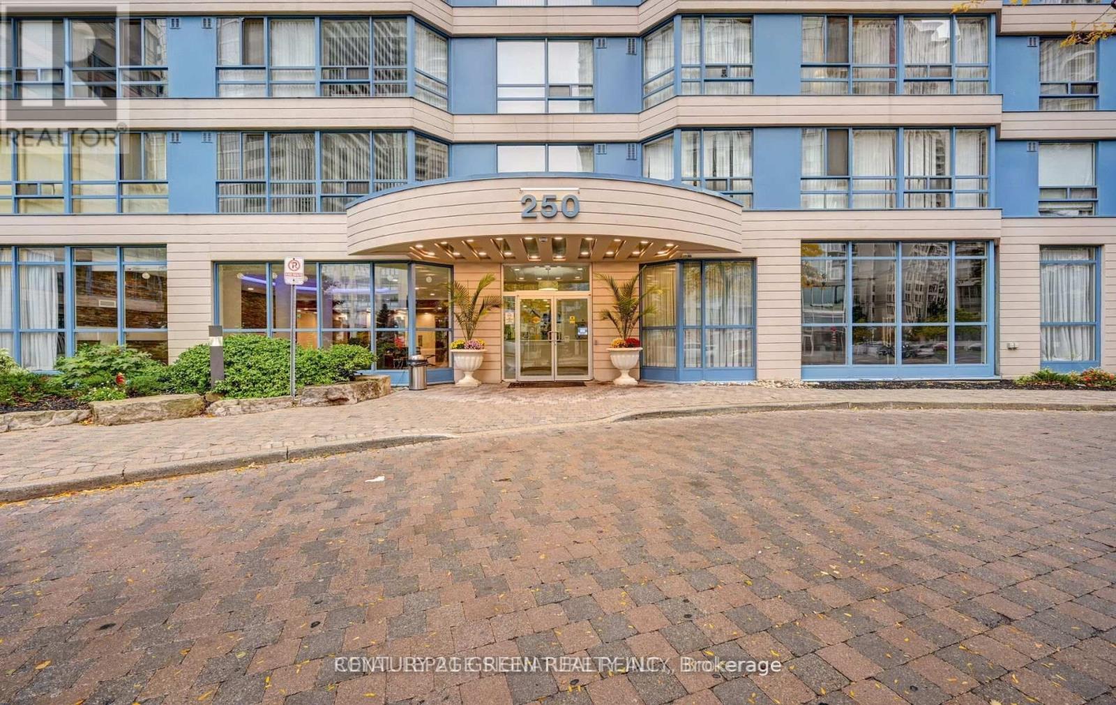 212 - 250 Webb Drive, Mississauga, Ontario  L5B 3Z4 - Photo 3 - W12858056