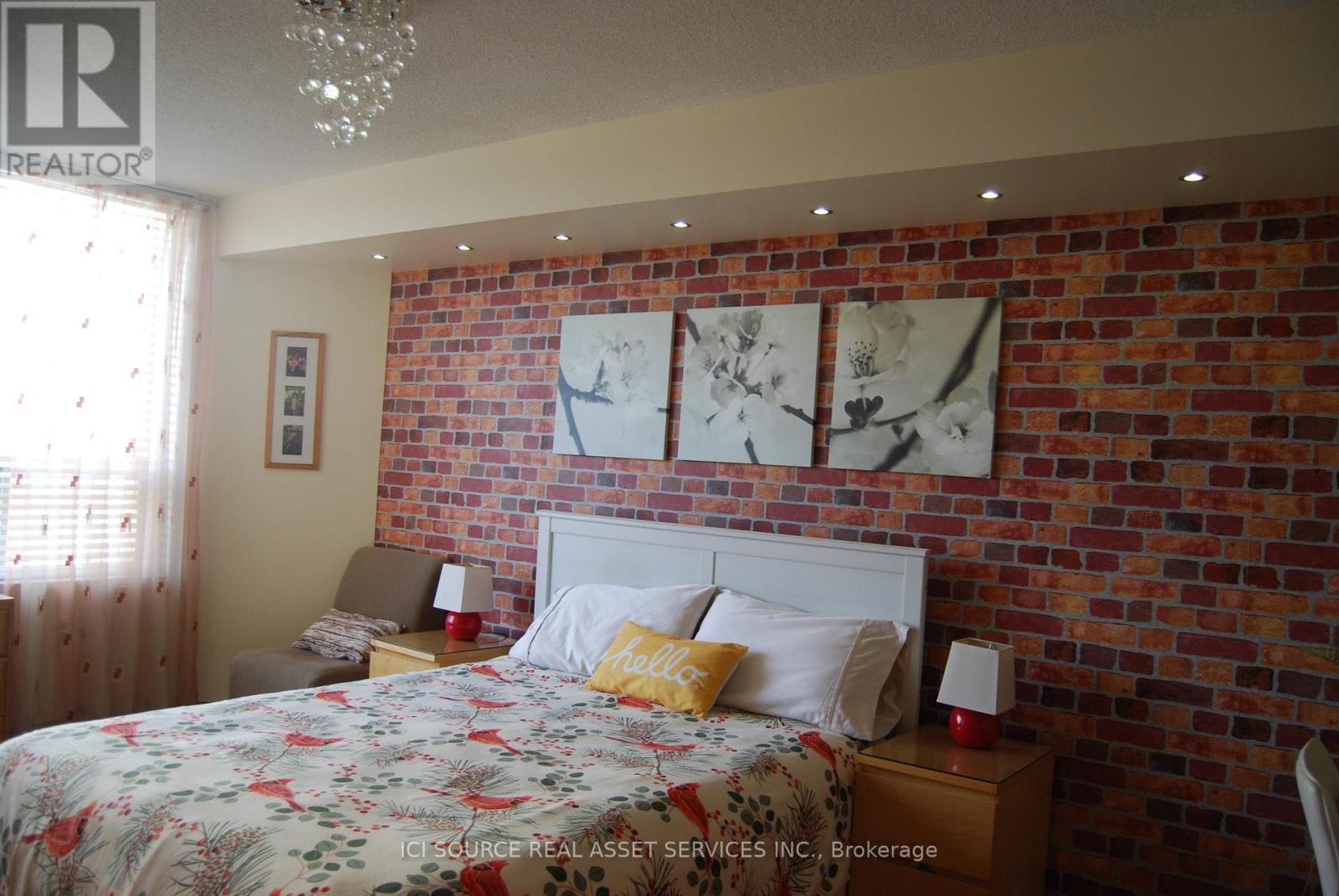 905 - 1270 Maple Crossing Boulevard, Burlington, Ontario  L7S 2J3 - Photo 13 - W12858102