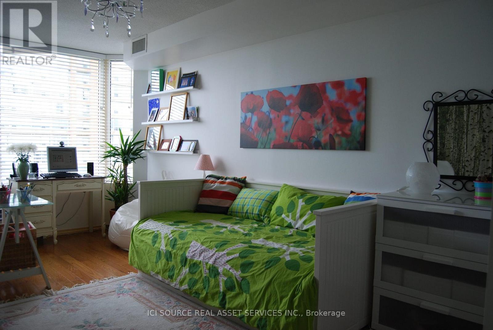 905 - 1270 Maple Crossing Boulevard, Burlington, Ontario  L7S 2J3 - Photo 21 - W12858102