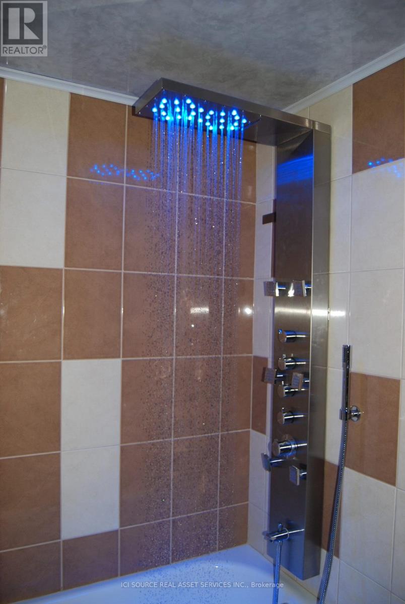 905 - 1270 Maple Crossing Boulevard, Burlington, Ontario  L7S 2J3 - Photo 28 - W12858102